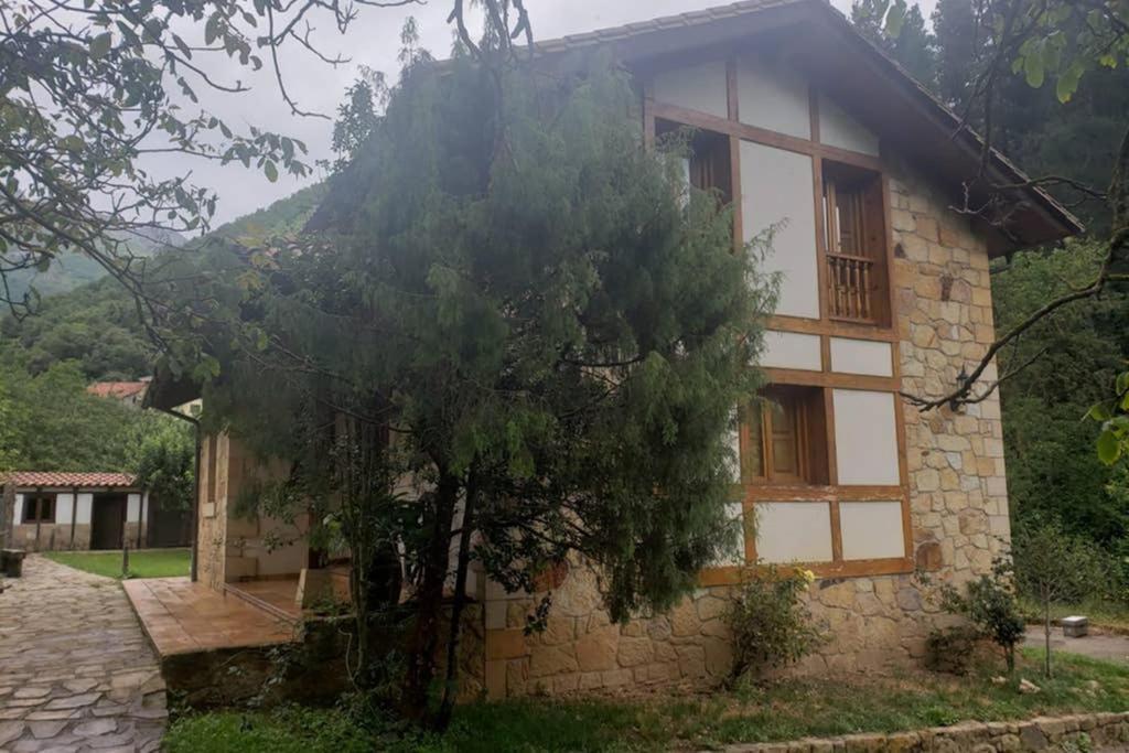 Villa Casa El Vinadal Arguebanes Exterior foto